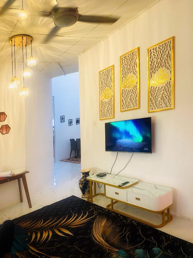 Lh Homestay Bandar Utama Gua Musang Exterior foto